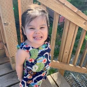 Meet your Posher, Alyson